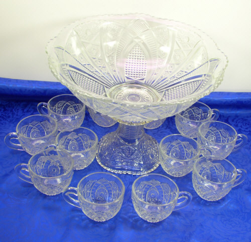 EAPG Indiana Glass Panelled Daisy Finecut Pattern Punch Bowl Set Cups 