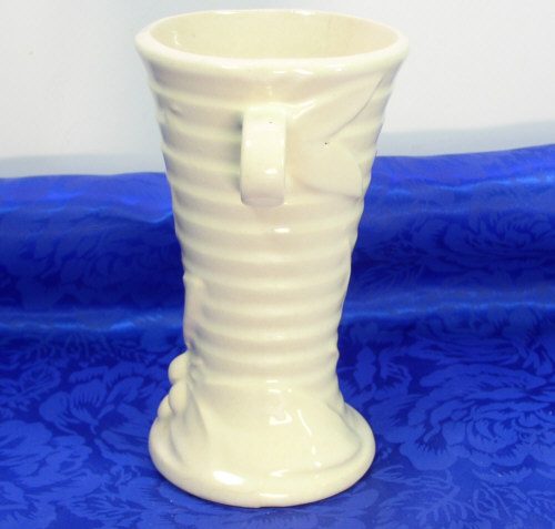 McCoy Art Pottery Ringed Leaf Berries Finger Loop Flower Vase White 6